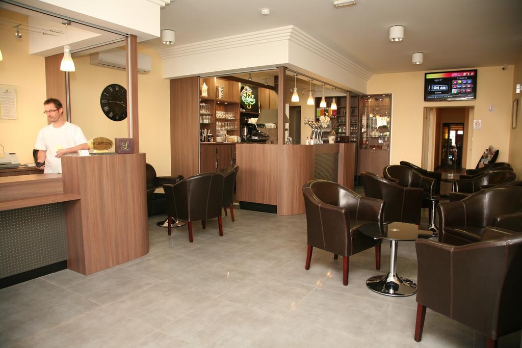 Logis Hotel- Restaurant La Renaissance Baccarat Ngoại thất bức ảnh