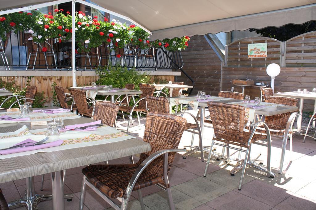 Logis Hotel- Restaurant La Renaissance Baccarat Ngoại thất bức ảnh